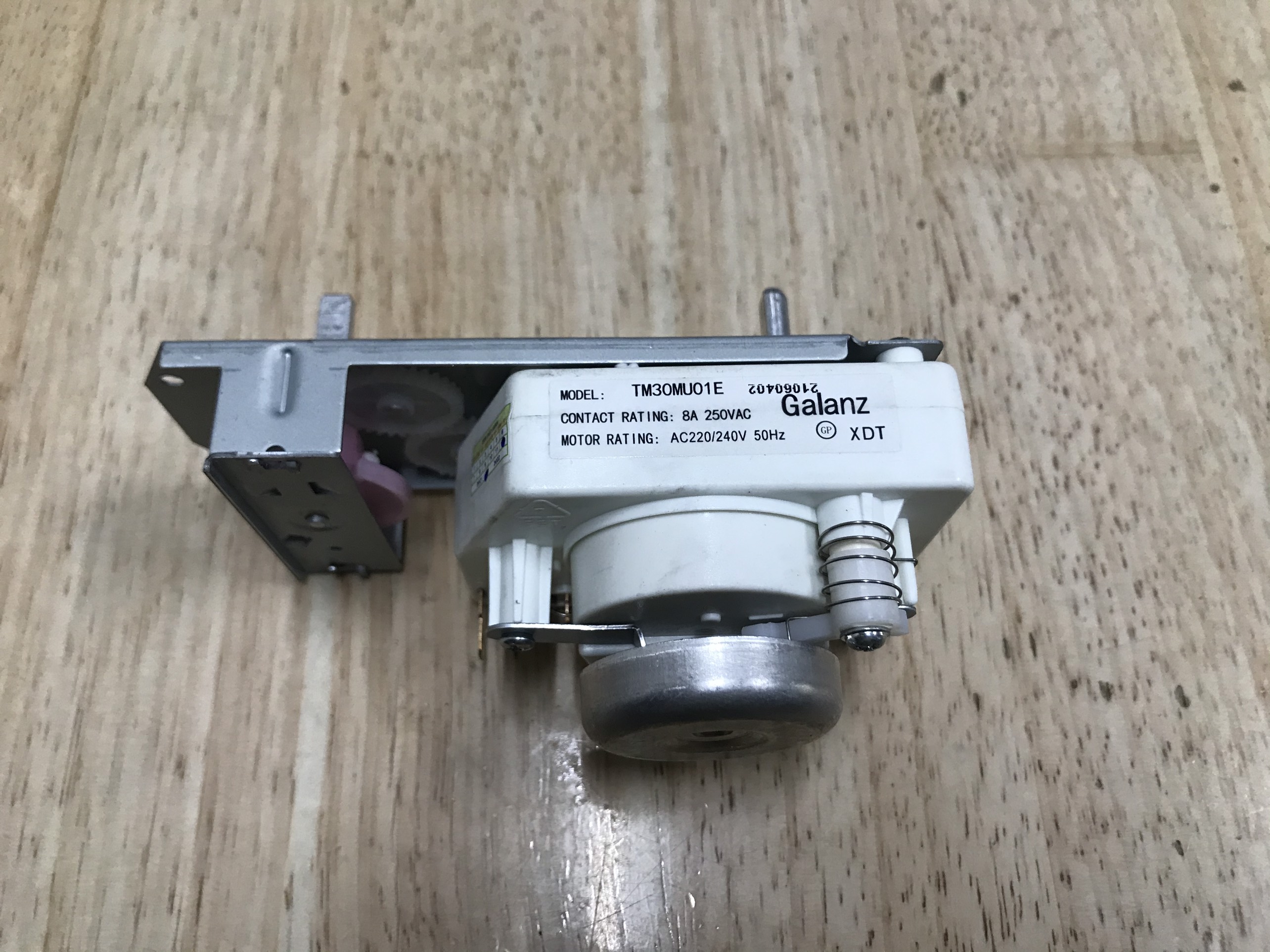Đồng hồ lvs không nướng